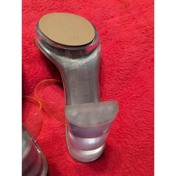 Steve Madden GLASSY Nude Clear Strap Lucite Block Heel Sandals 10M - Picture 6 of 7